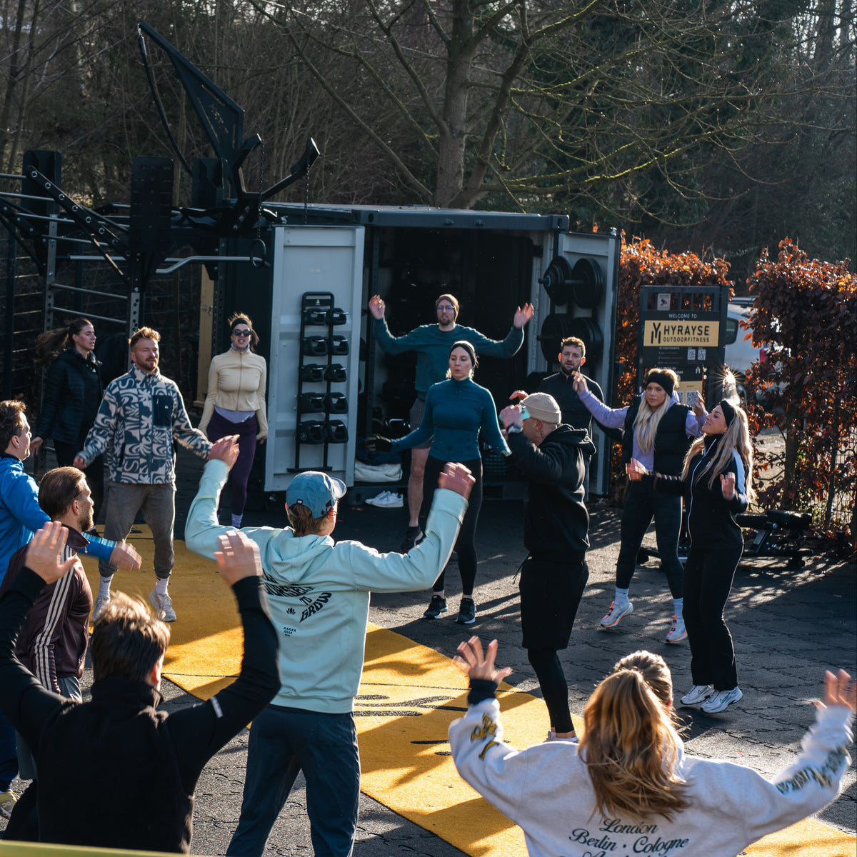 Gemeinsames Outdoor-Training der HYRAYSE-Community in Düsseldorf