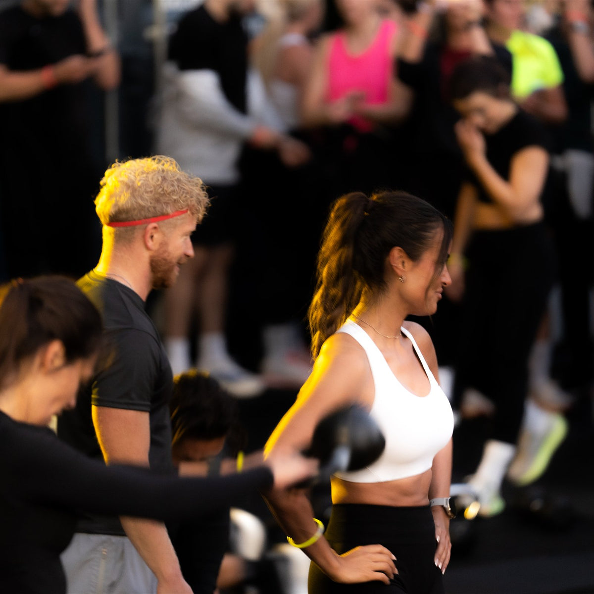 Gruppentraining bei HYRAYSE – Probetraining im Outdoor Gym Düsseldorf